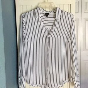 Ladies long sleeve blouse